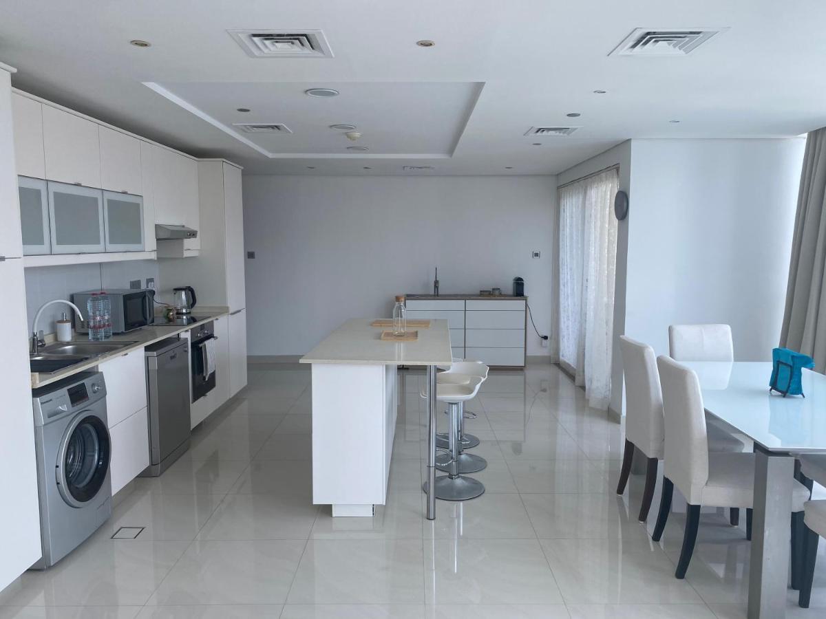 One Bedroom Apartment With Pool & Gym Near Marina Ντουμπάι Εξωτερικό φωτογραφία