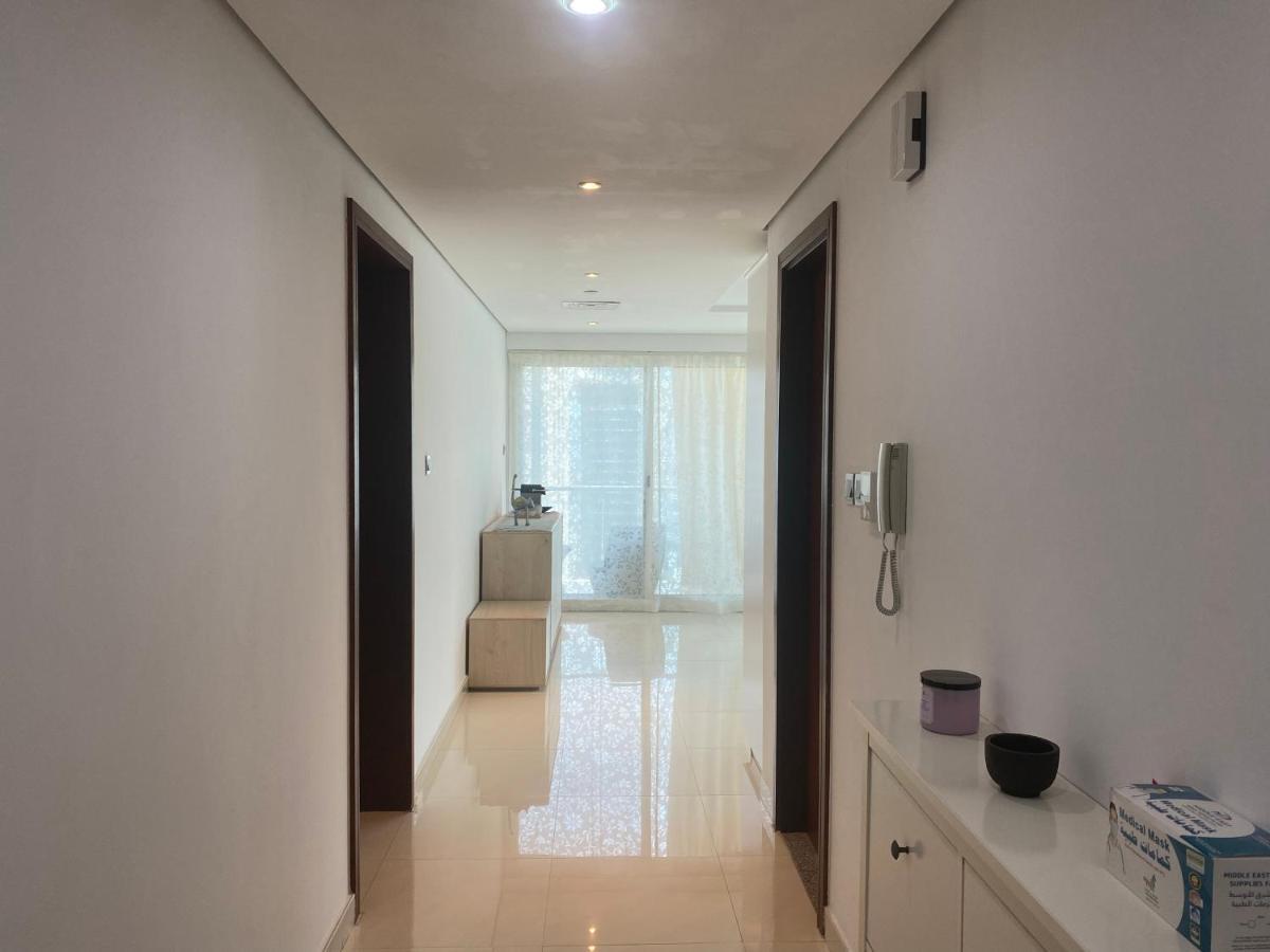 One Bedroom Apartment With Pool & Gym Near Marina Ντουμπάι Εξωτερικό φωτογραφία