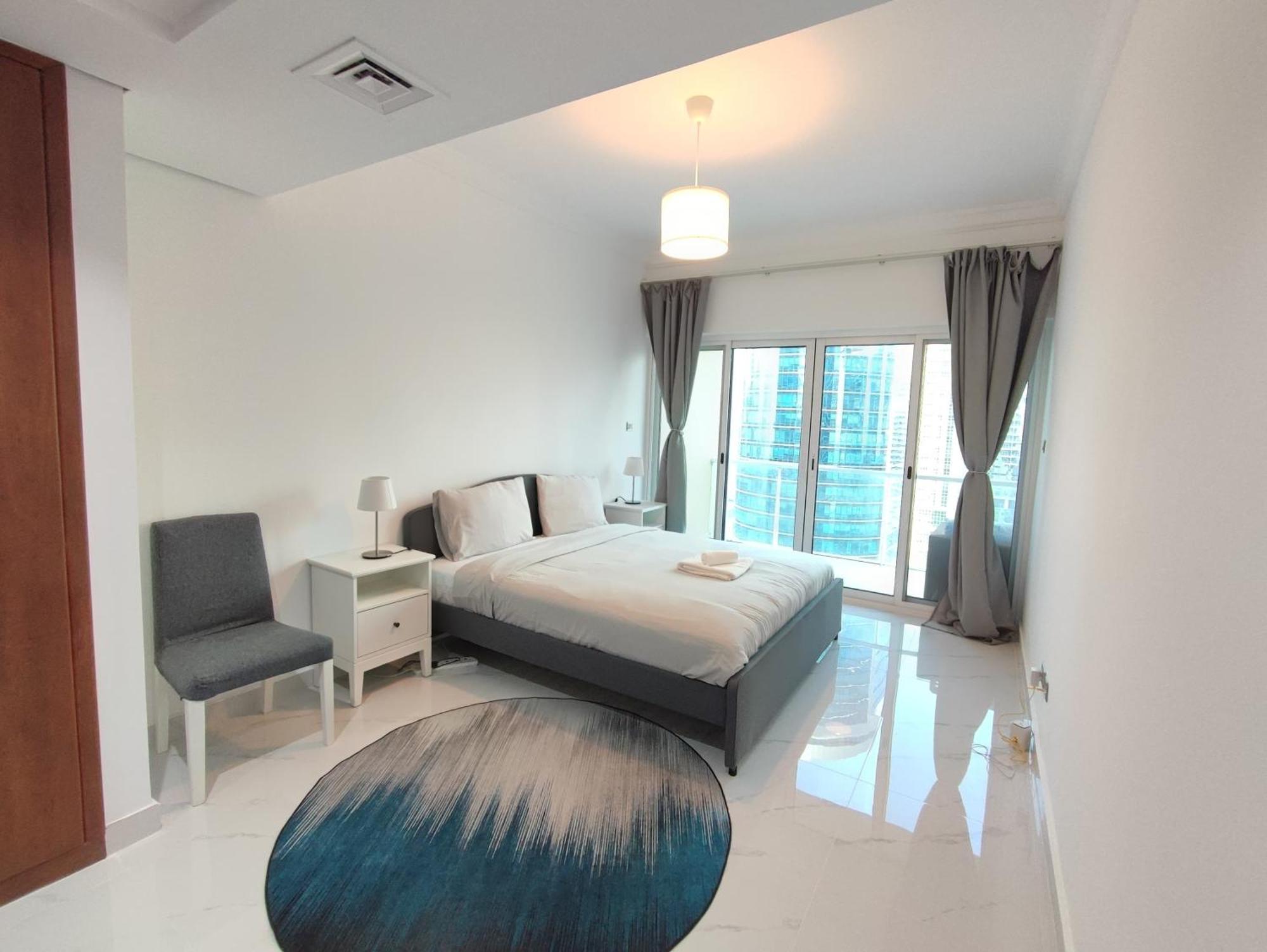 One Bedroom Apartment With Pool & Gym Near Marina Ντουμπάι Εξωτερικό φωτογραφία